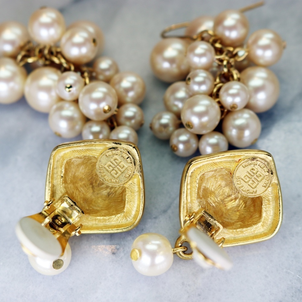 ⚜️ Vintage Givenchy Gold Pearl Drop Earrings ⚜️ - Picture 15 of 15